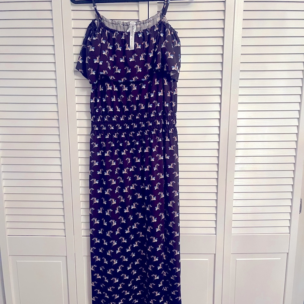 Abella Elegant Blue and White Maxi Dress